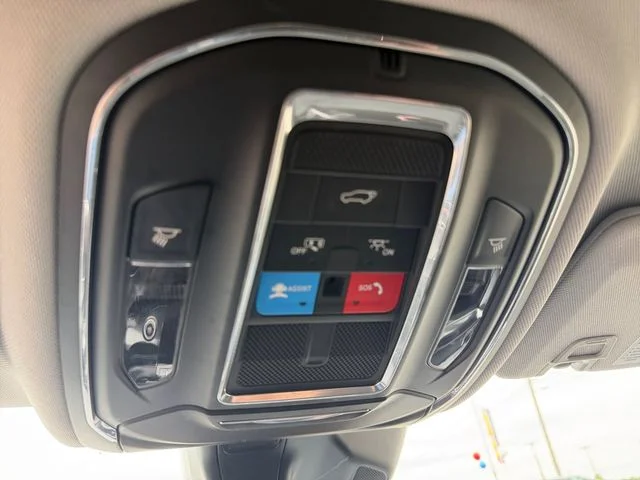 Certified Used 2023 White Jeep Laredo image 22