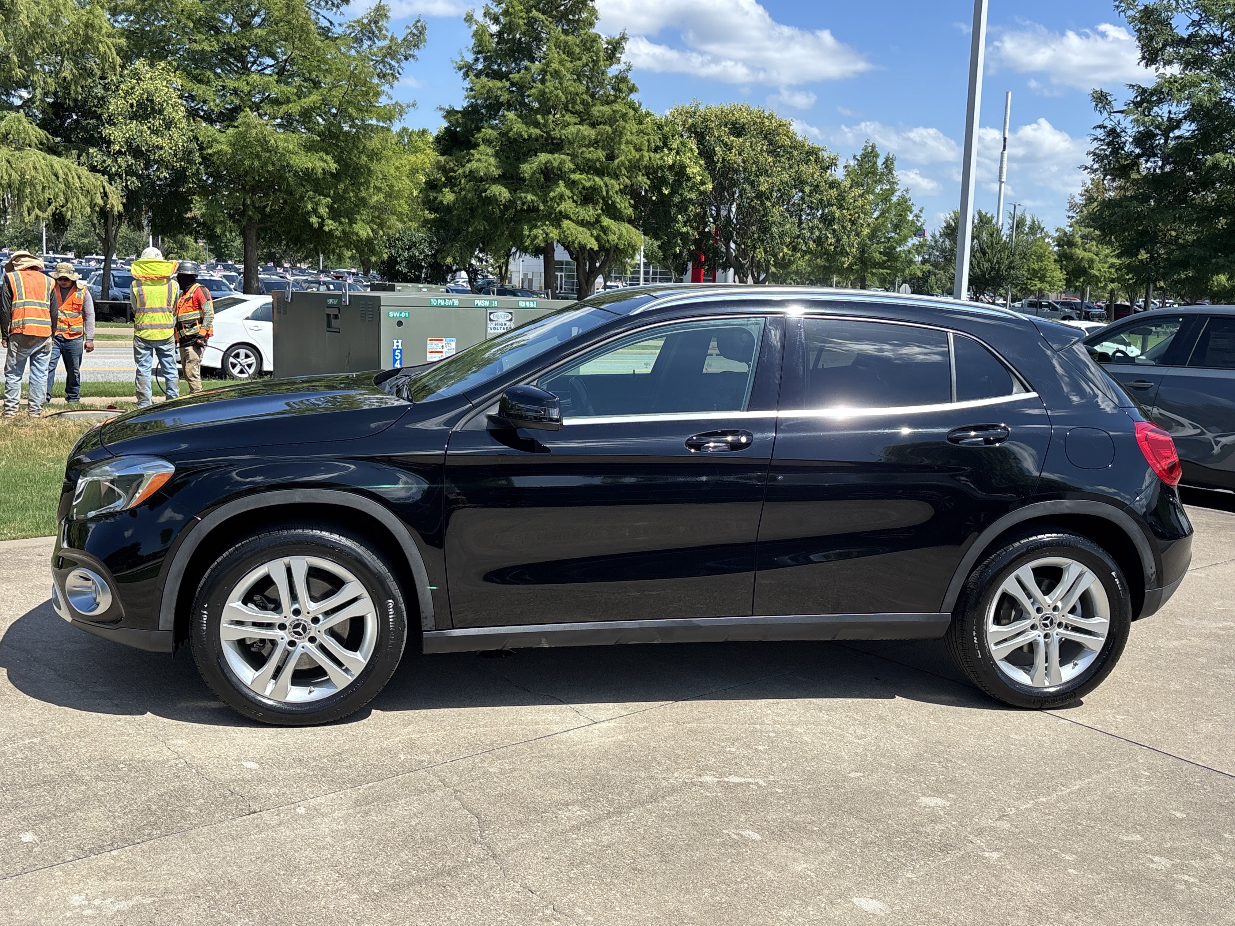 Used 2019 Cosmos Black Metallic Mercedes-Benz GLA 250 4Matic image 11