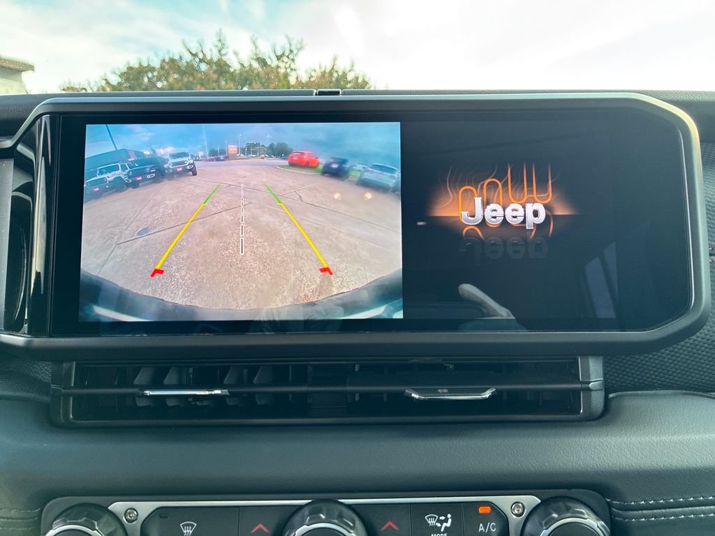 Used 2026 Black Jeep Rubicon image 21
