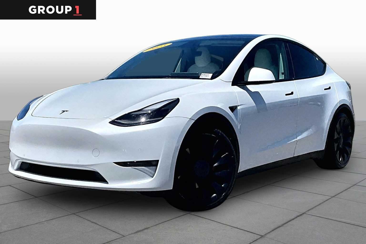 Pre-Owned 2022 Tesla Model Y Performance