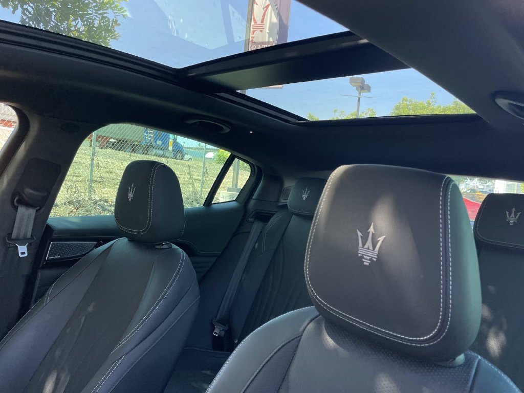 Used 2025  Maserati Modena image 20