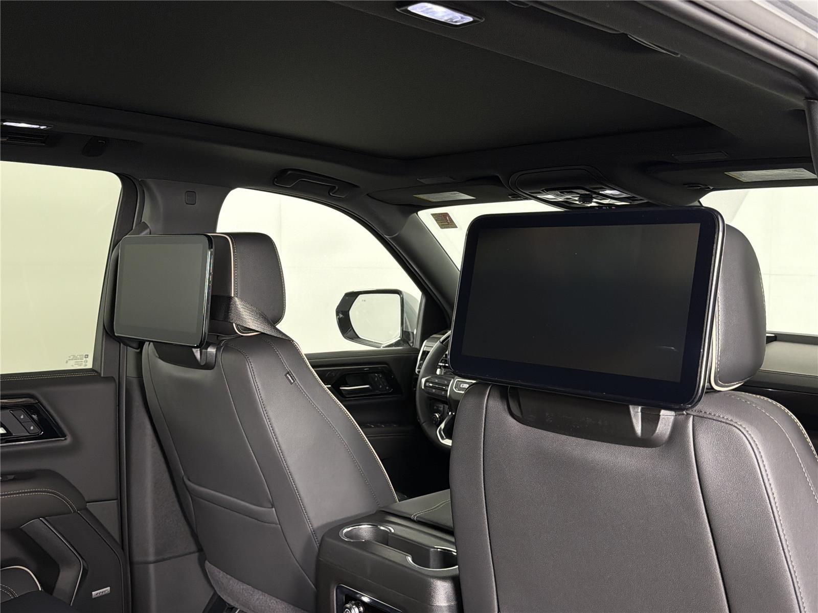 2026 GMC Yukon XL Elevation - Photo 13