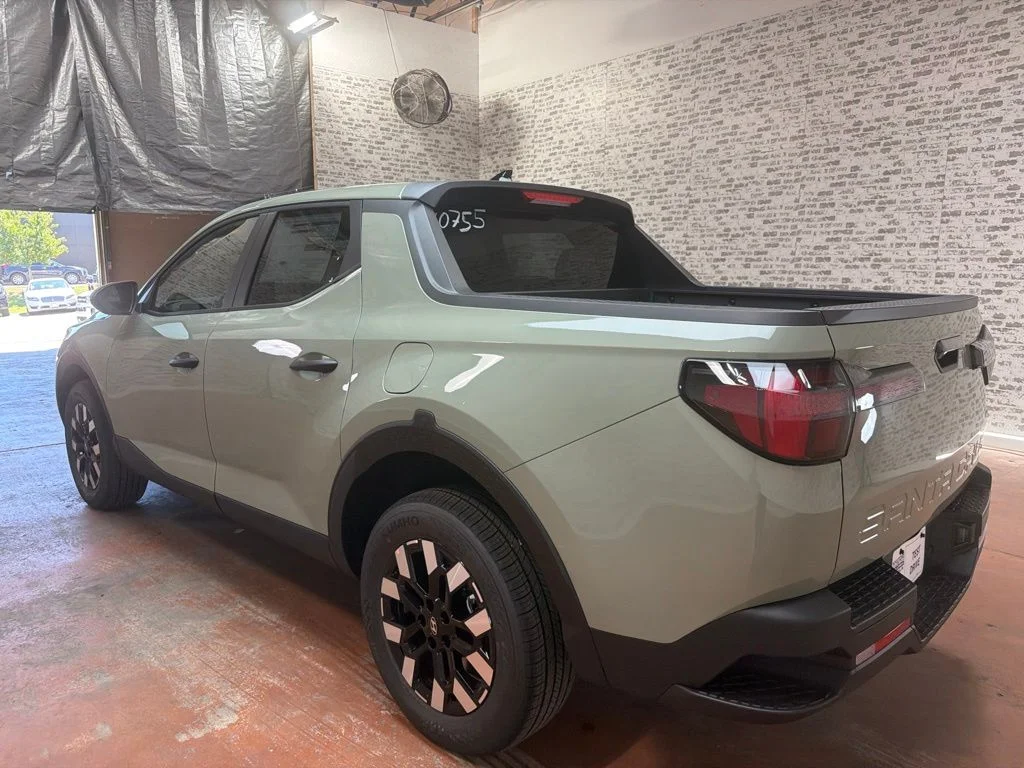 New 2027 Sage Gray Hyundai SE image 5