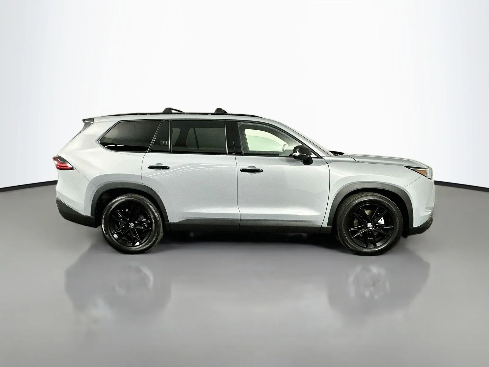 Used 2025  Toyota Nightshade Edition image 8