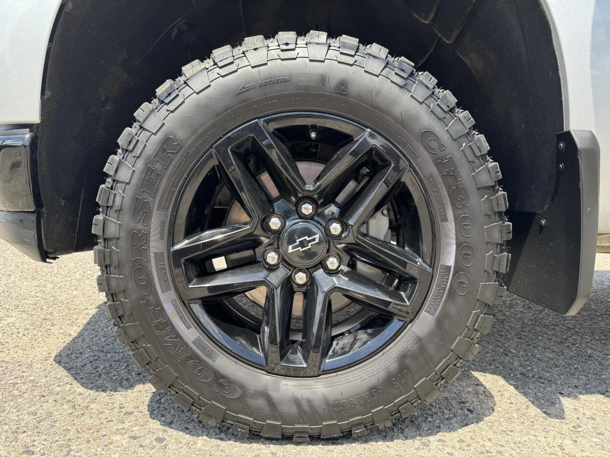 Used 2022 Beige Chevrolet Custom Trail Boss image 19