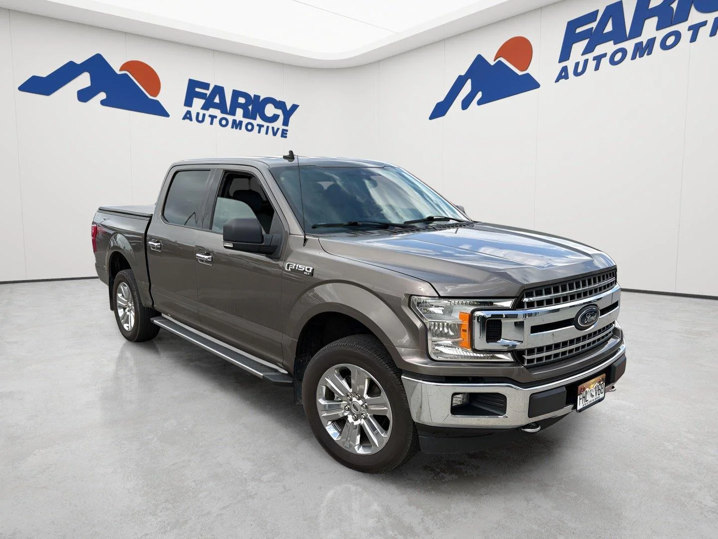 Used 2020 Stone Gray Ford XLT image 2