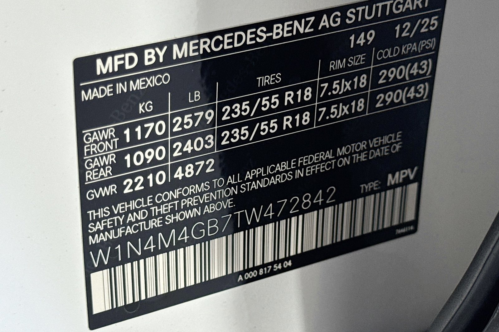 New 2026 Polar White Mercedes-Benz GLB 250 image 30