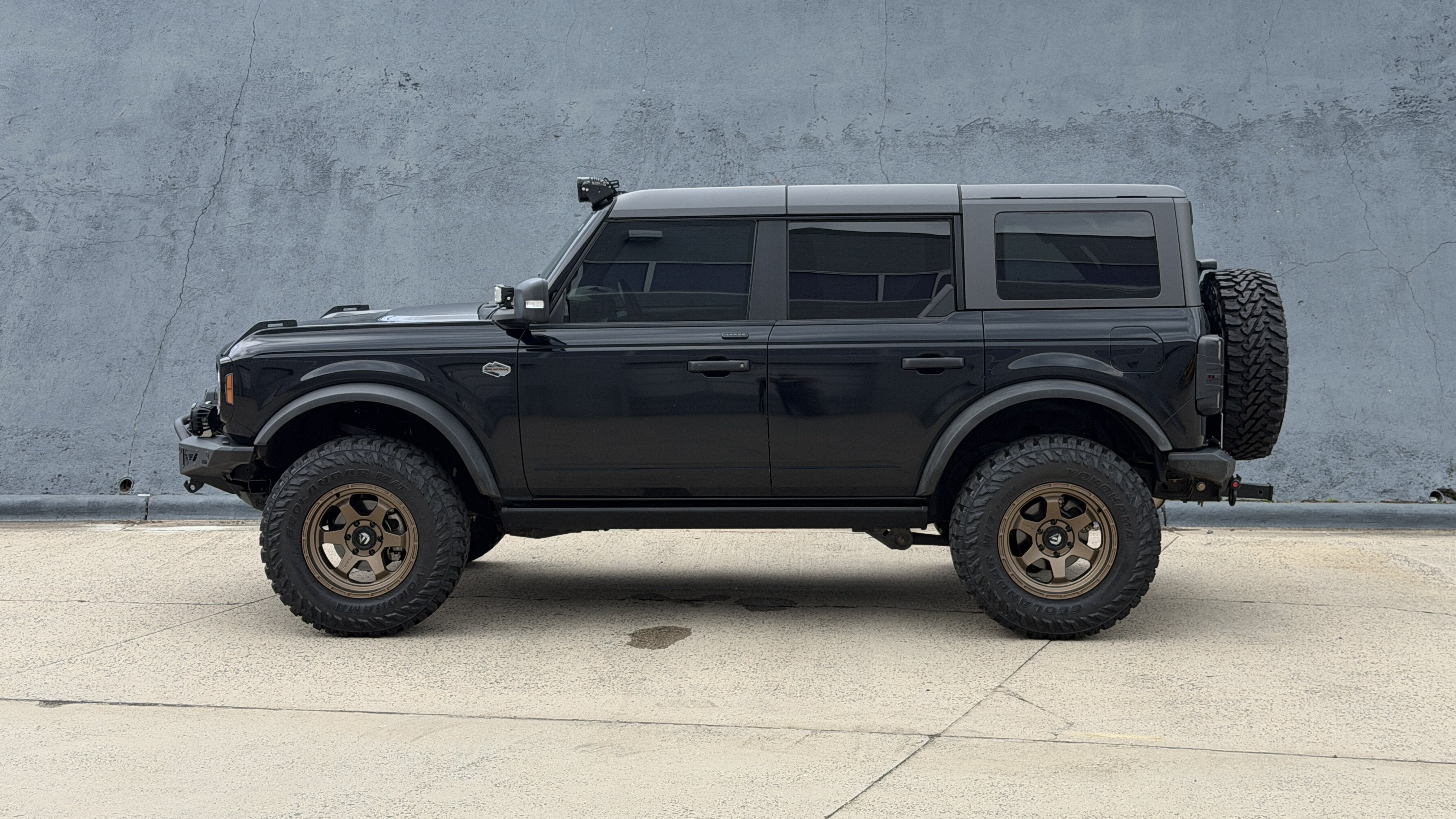 Used 2023 Shadow Black Ford Wildtrak 4 Door Advanced 4x4 image 6