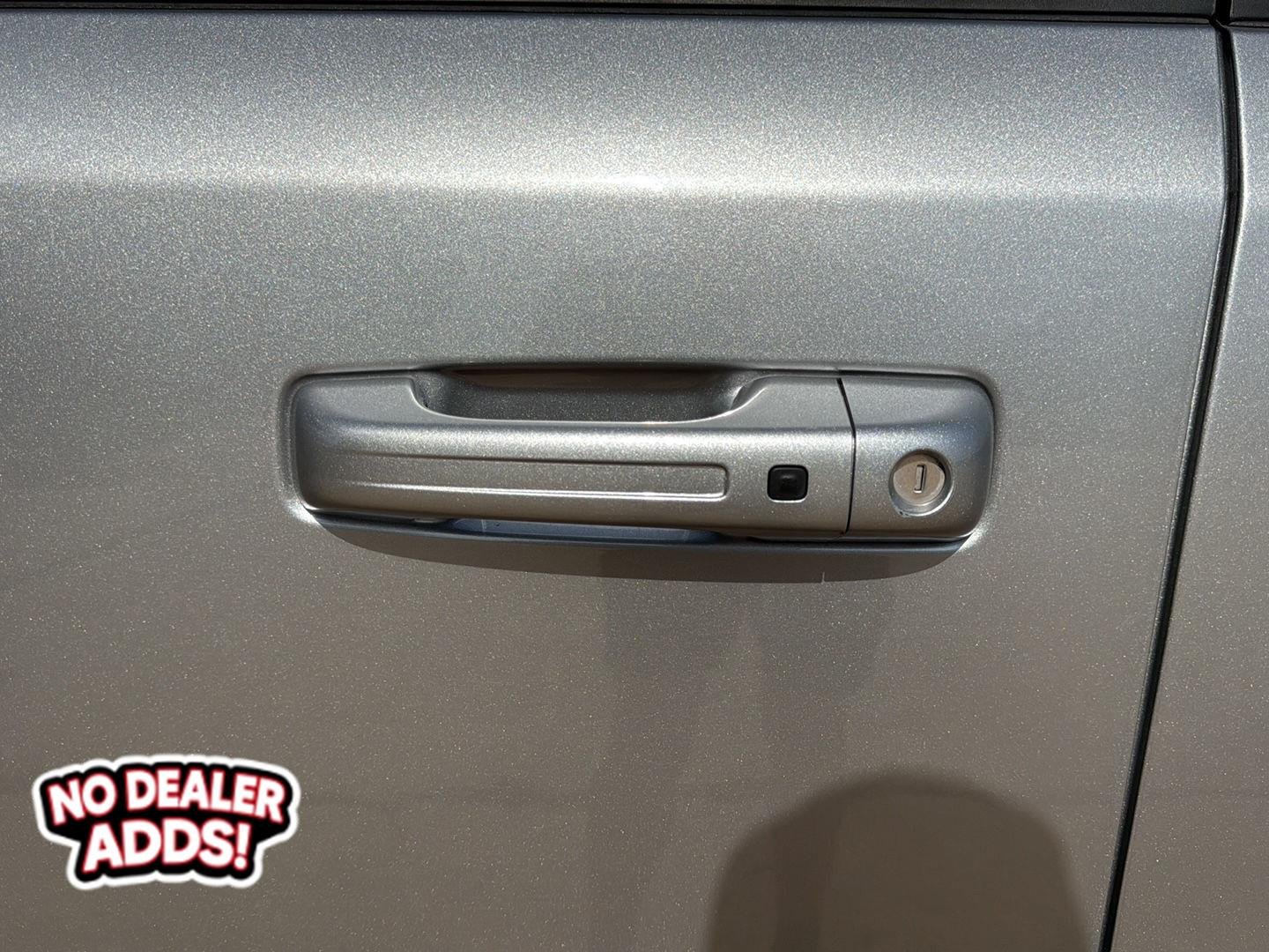 Used 2023 Billet Silver Metallic Clearcoat Ram Laramie image 10