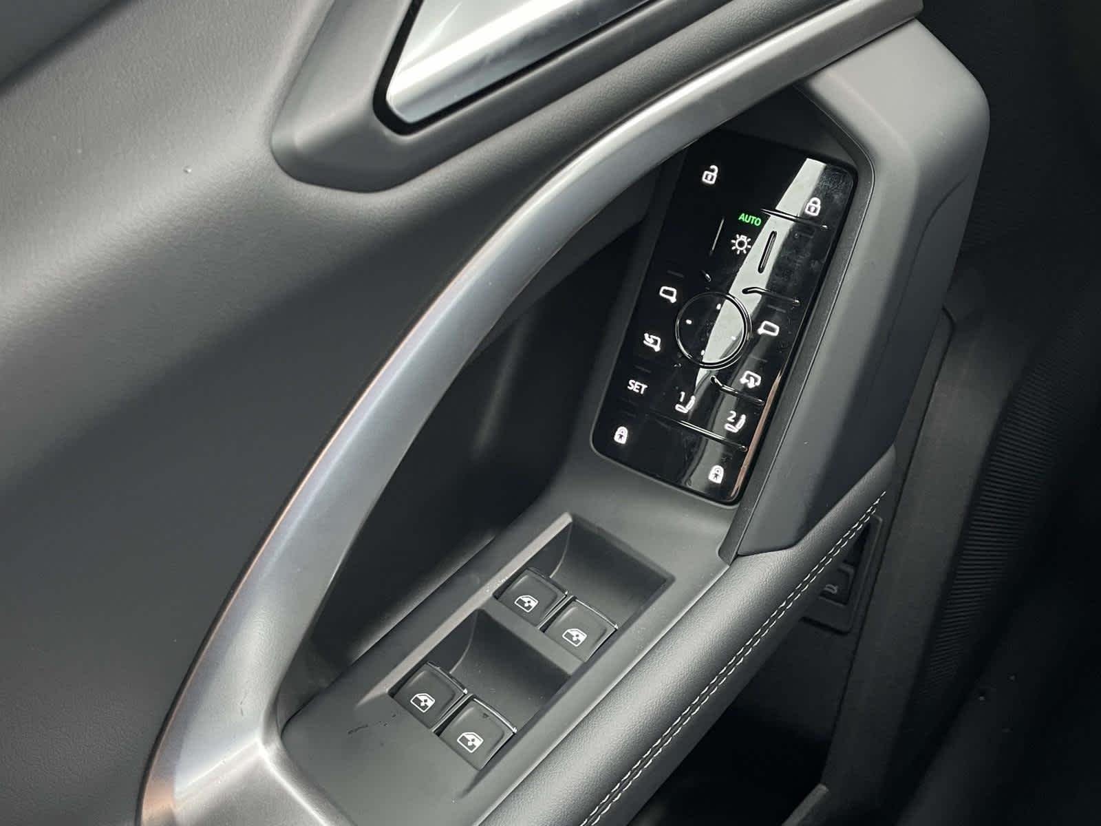 New 2026 2Y2Y/White Audi Premium image 32
