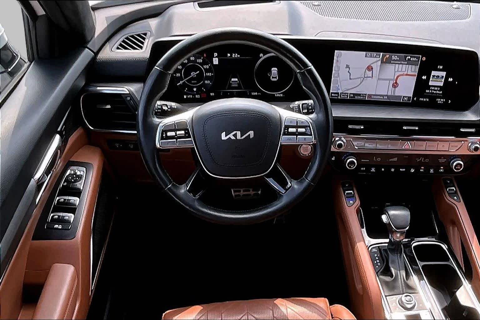 Used 2024 Glacial White Pearl Kia SX Prestige X-Pro image 6