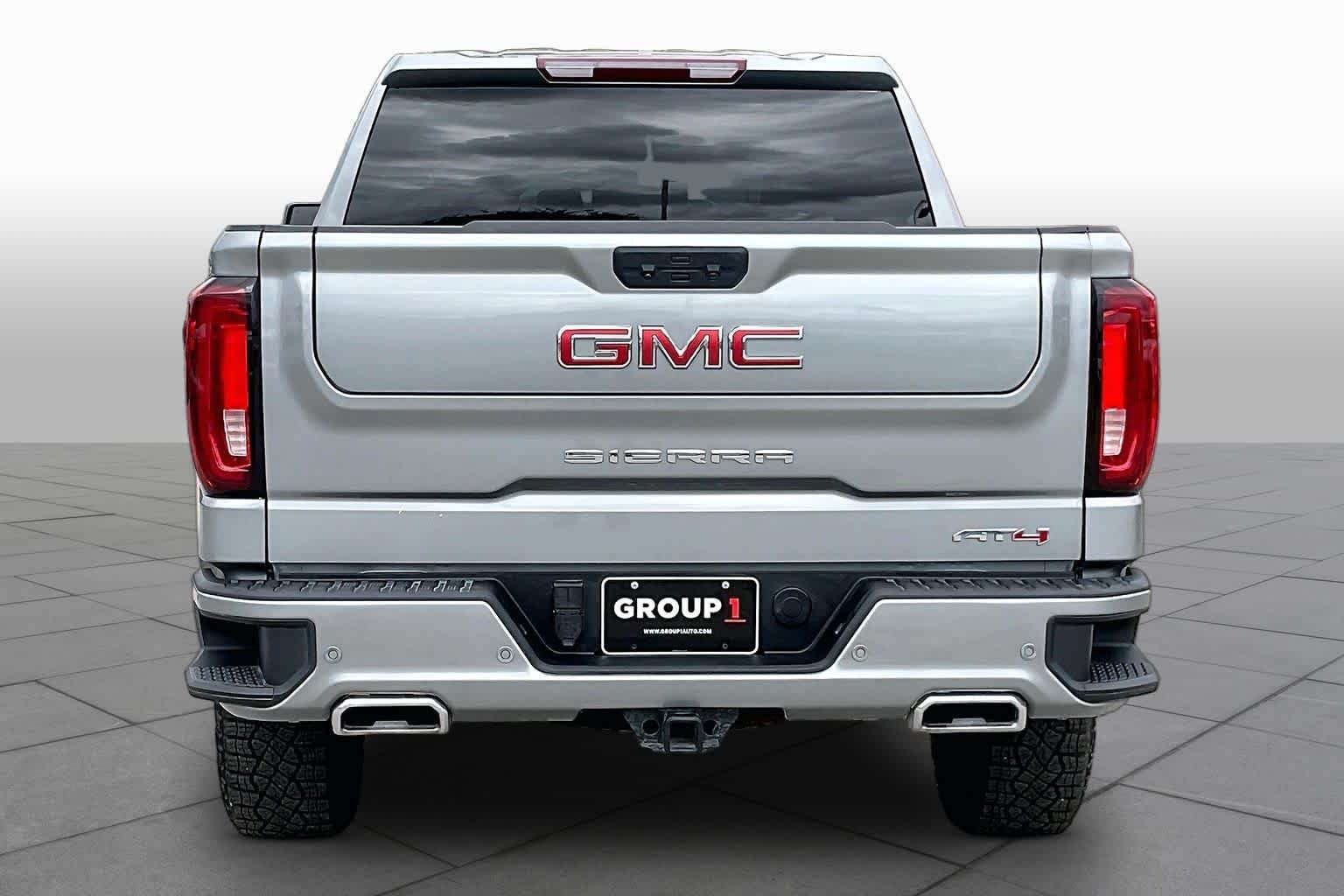 Used 2025 Sterling Metallic GMC AT4 image 5
