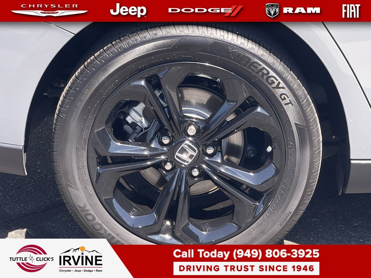 Used 2025  Honda SE image 20