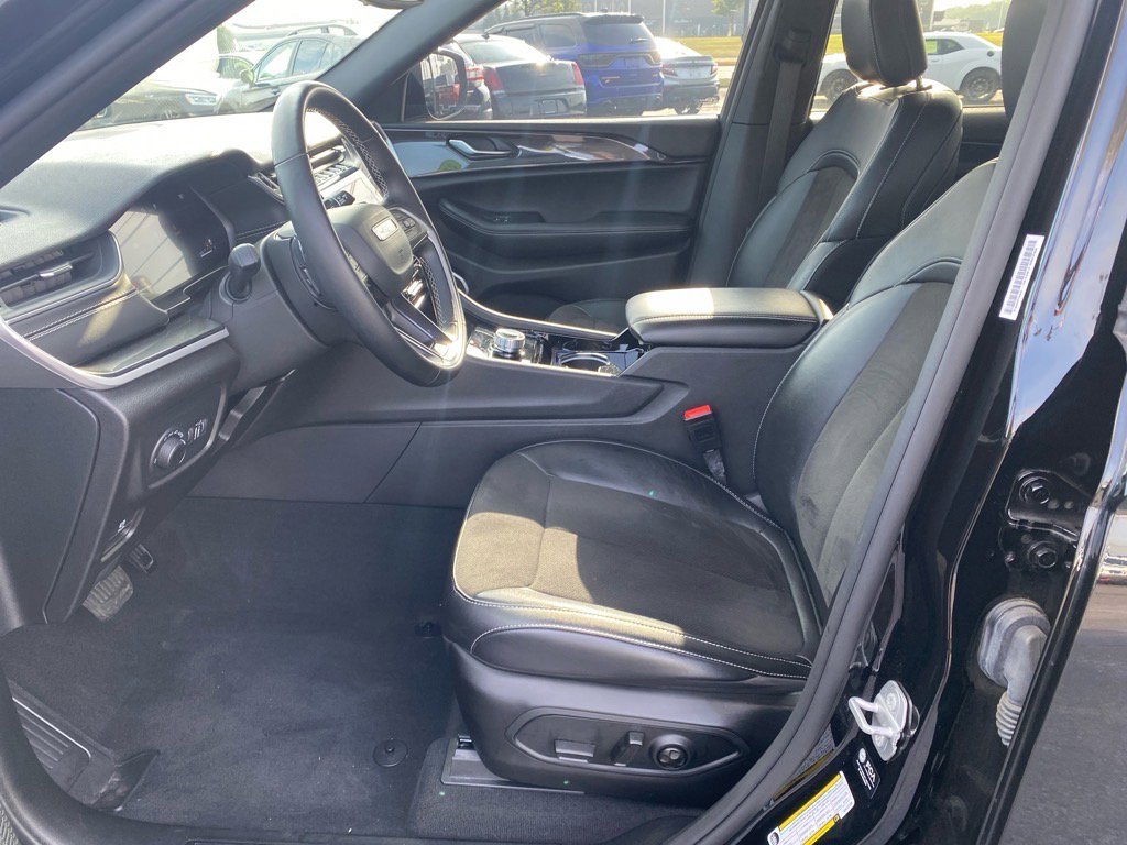 2022 Jeep Grand Cherokee Altitude - Photo 9