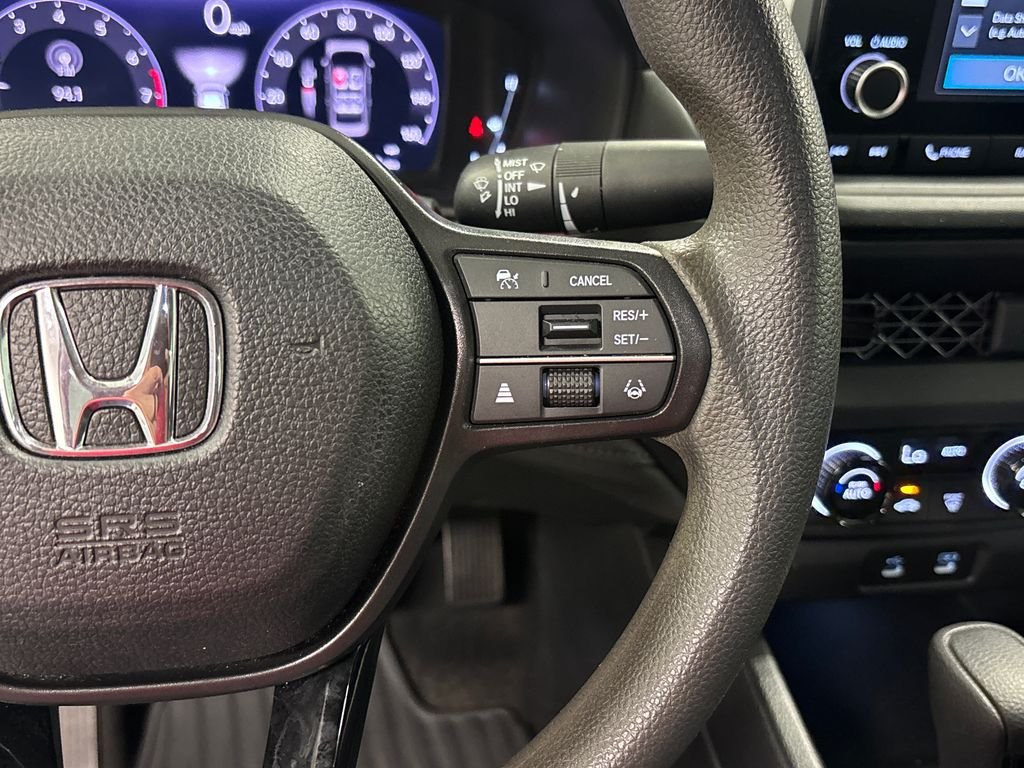 Used 2023 White Honda LX image 31