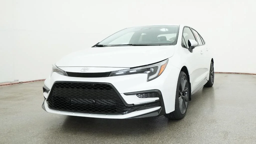 New 2026 Wind Chill Pearl Toyota SE image 7