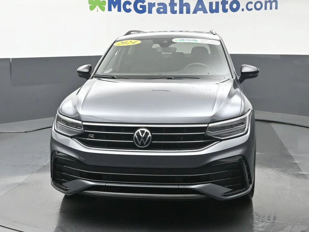 Used 2024 Gray Volkswagen 2.0T SE R-Line Black image 6