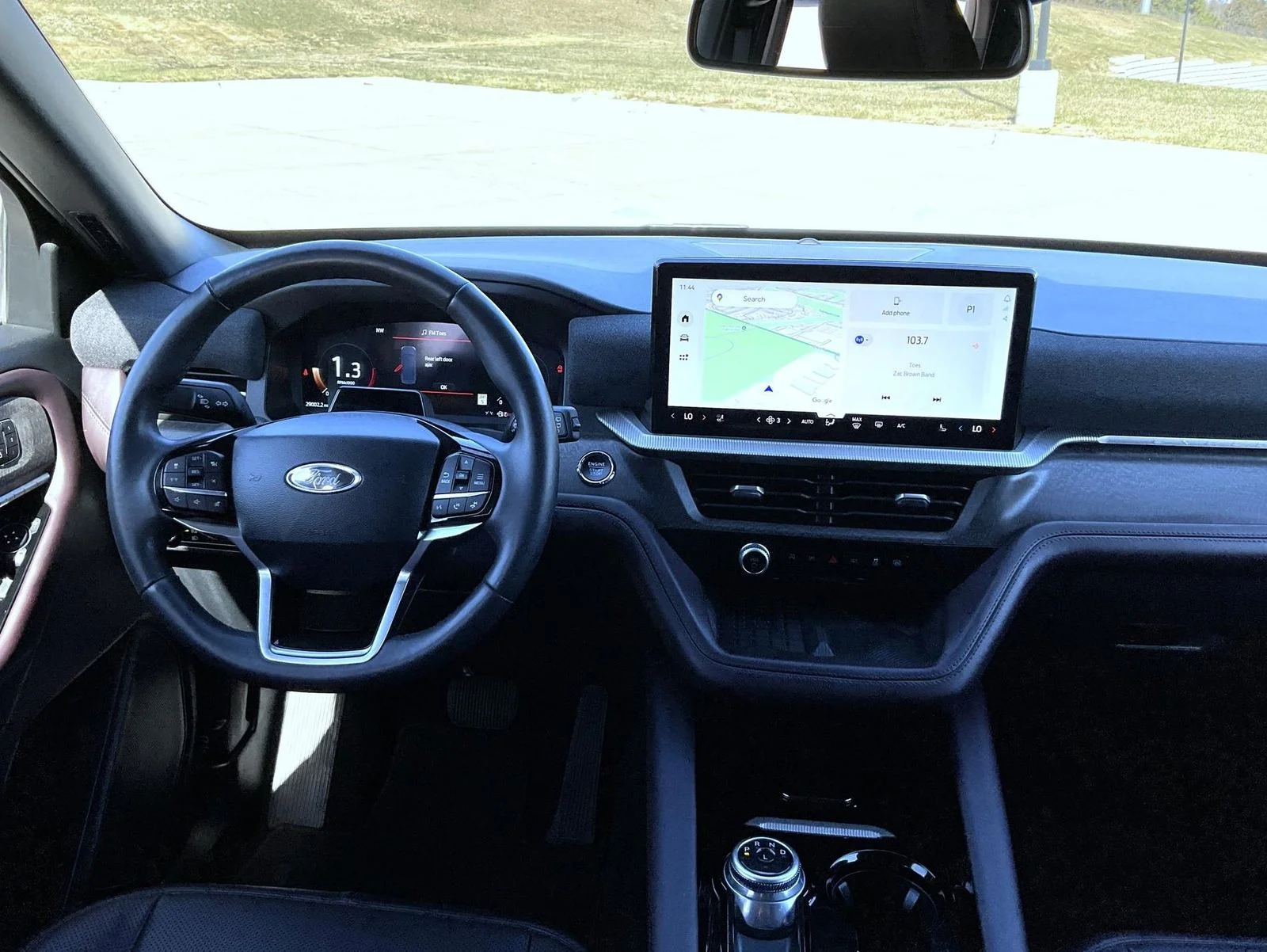 Used 2025 White Ford Platinum image 14
