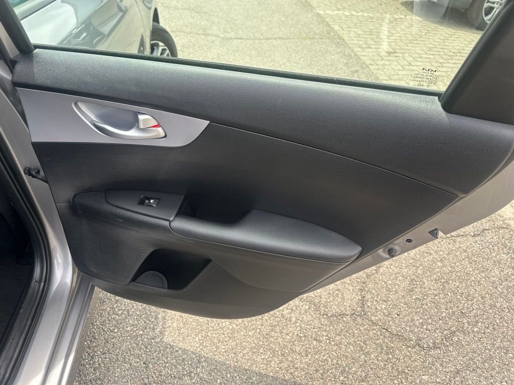 Used 2024 Gray Kia LXS image 31