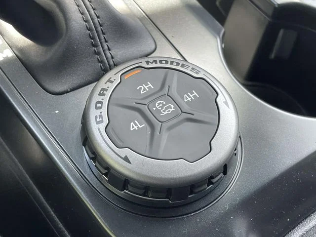 New 2026 Avalanche Gray Ford Big Bend® image 22