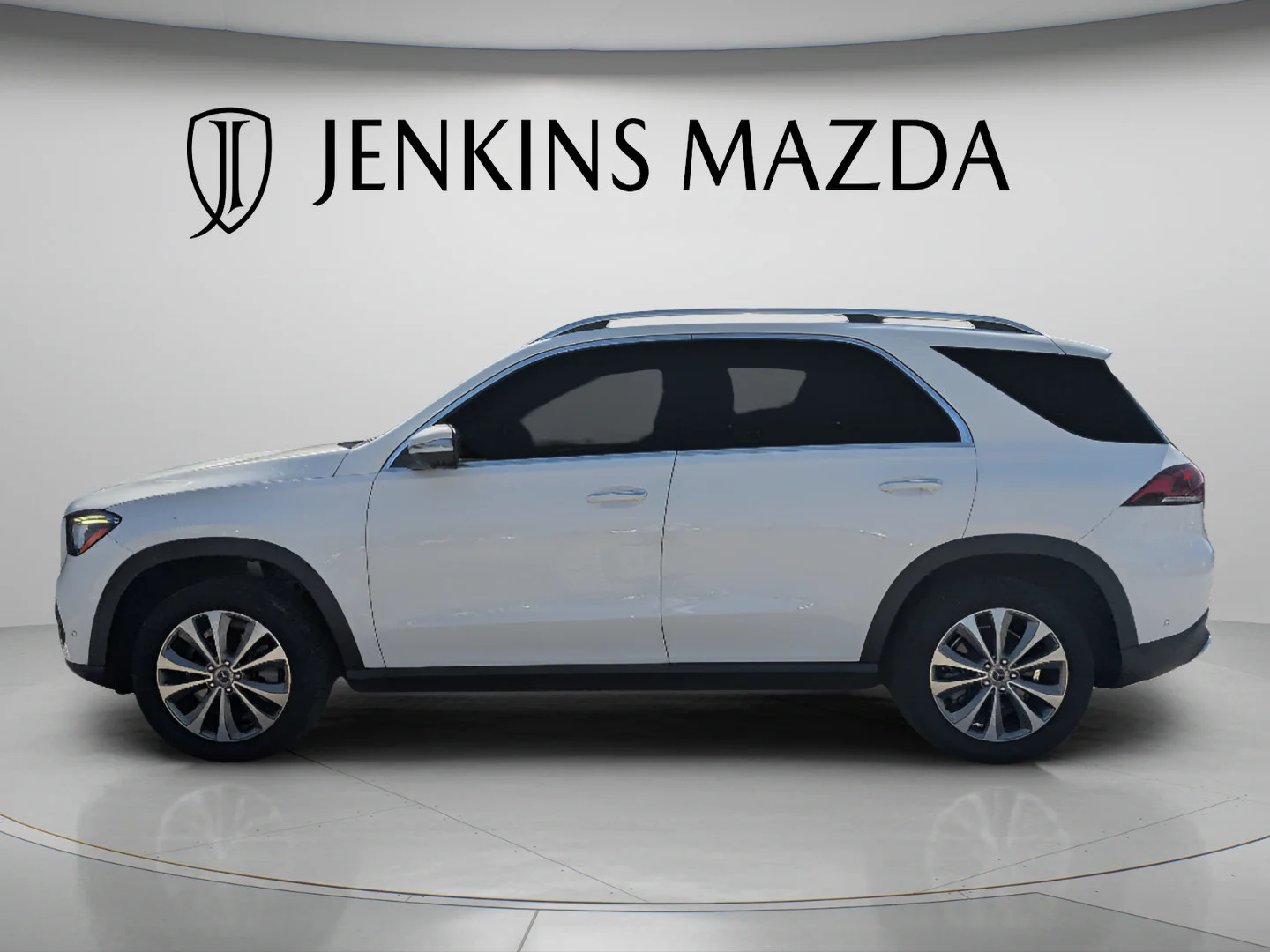 Used 2022 White Mercedes-Benz GLE 350 image 4