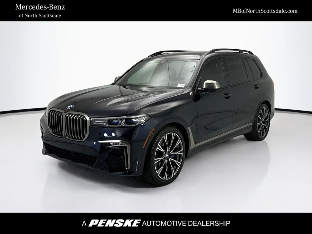 2021 BMW X7 M50i's photo