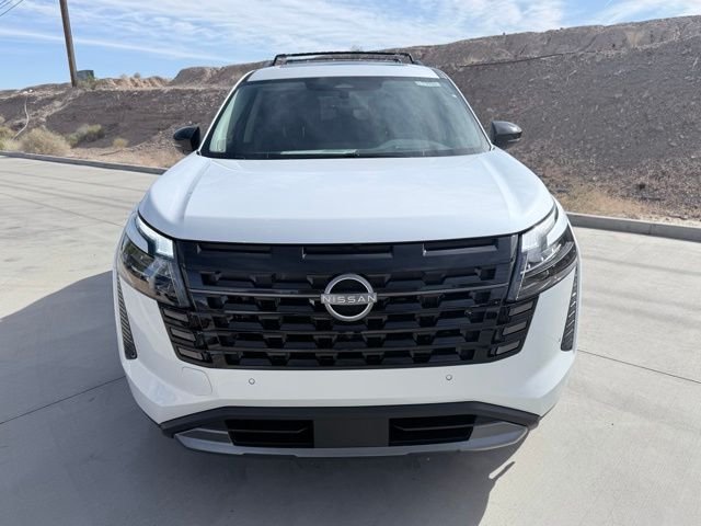 New 2026 Everest White Pearl TriCoat Nissan Platinum image 2