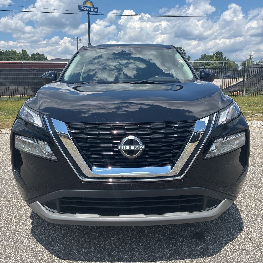 2023 Nissan Rogue SV - Photo 3
