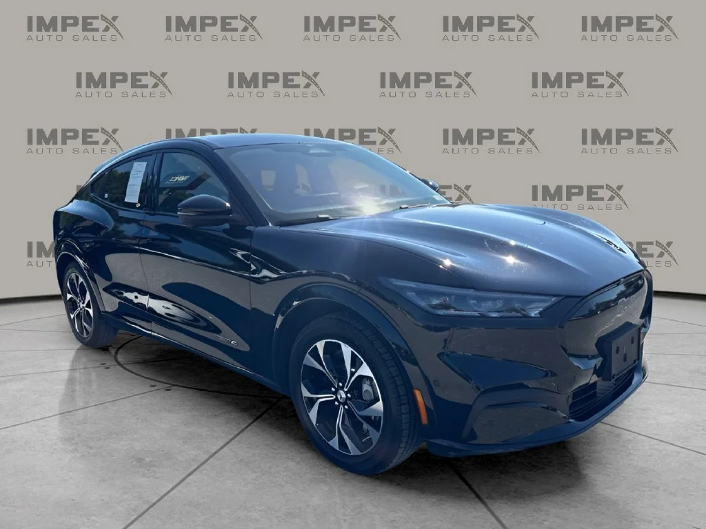 Used 2023 Black Ford Premium image 7