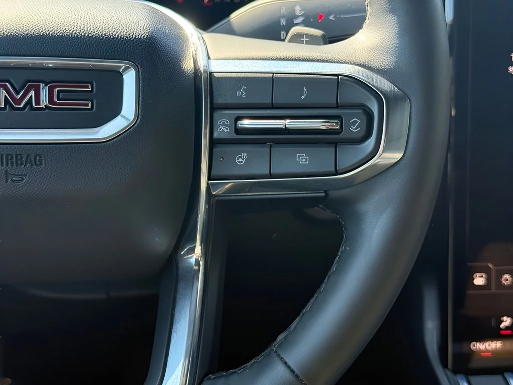 Used 2026 Silver GMC Elevation image 16