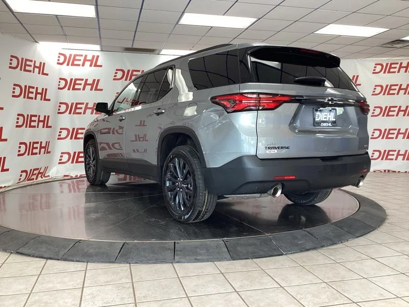 Used 2023 Gray Chevrolet RS image 5
