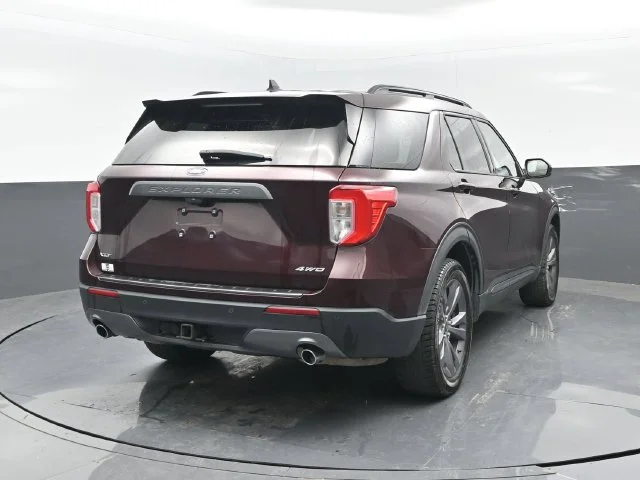 Certified Used 2022 Burgundy Velvet Tinted Clearcoat Ford XLT image 65