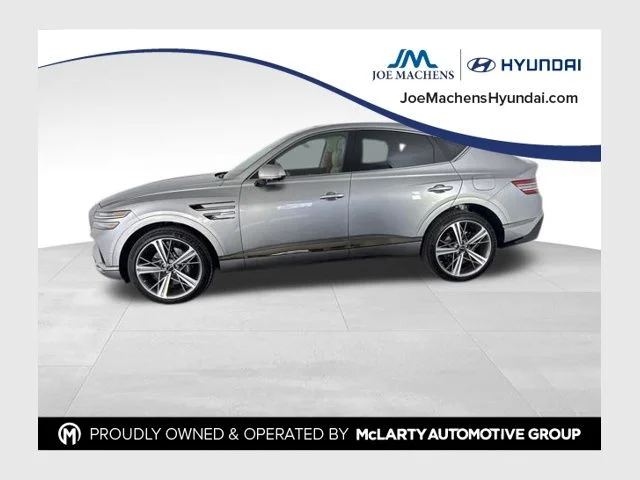 Used 2025 Silver Genesis 3.5T e-SC image 1