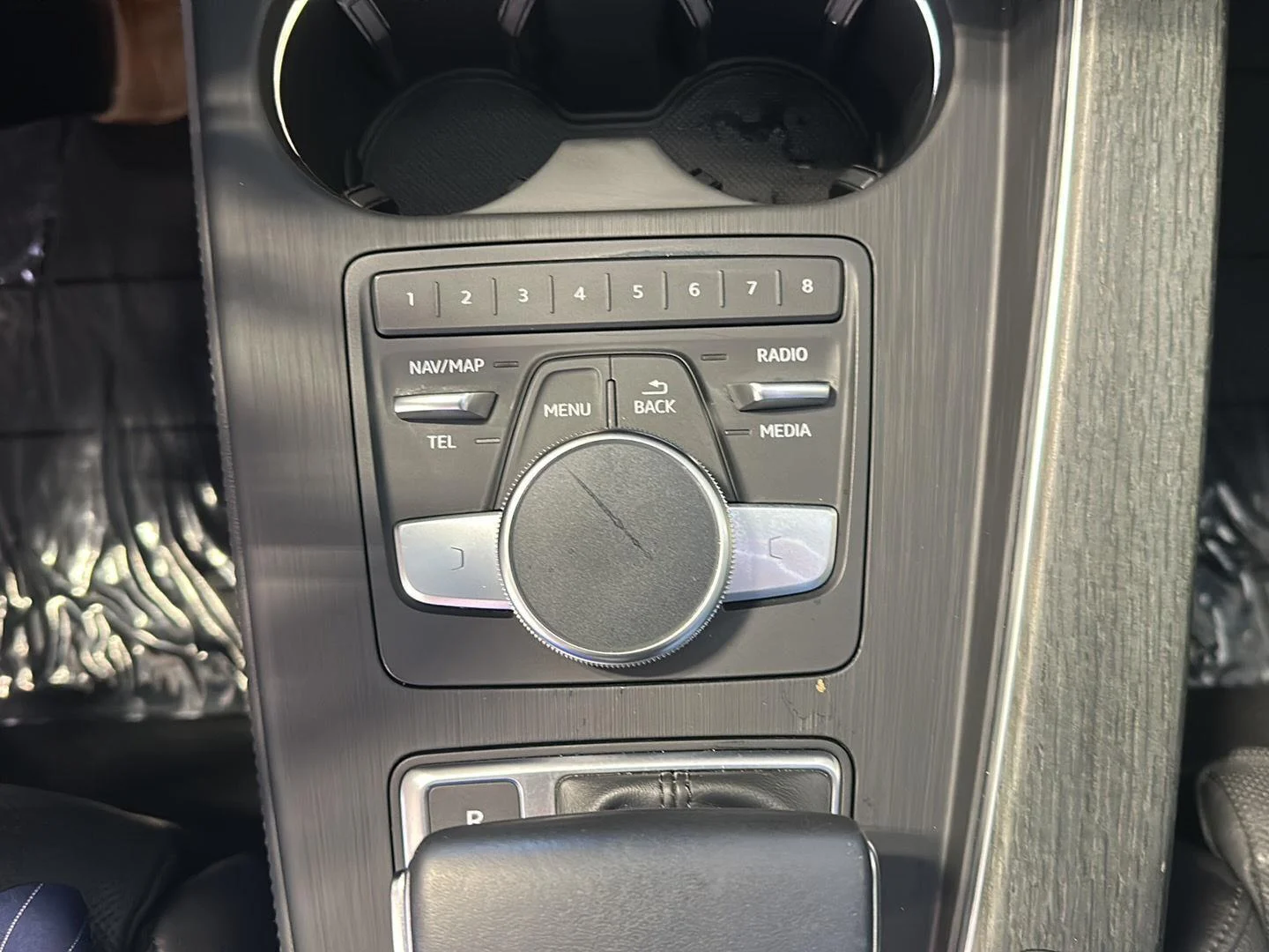 Used 2019 MYTHOS BLACK METALLIC AUDI PROGRESSIV image 8