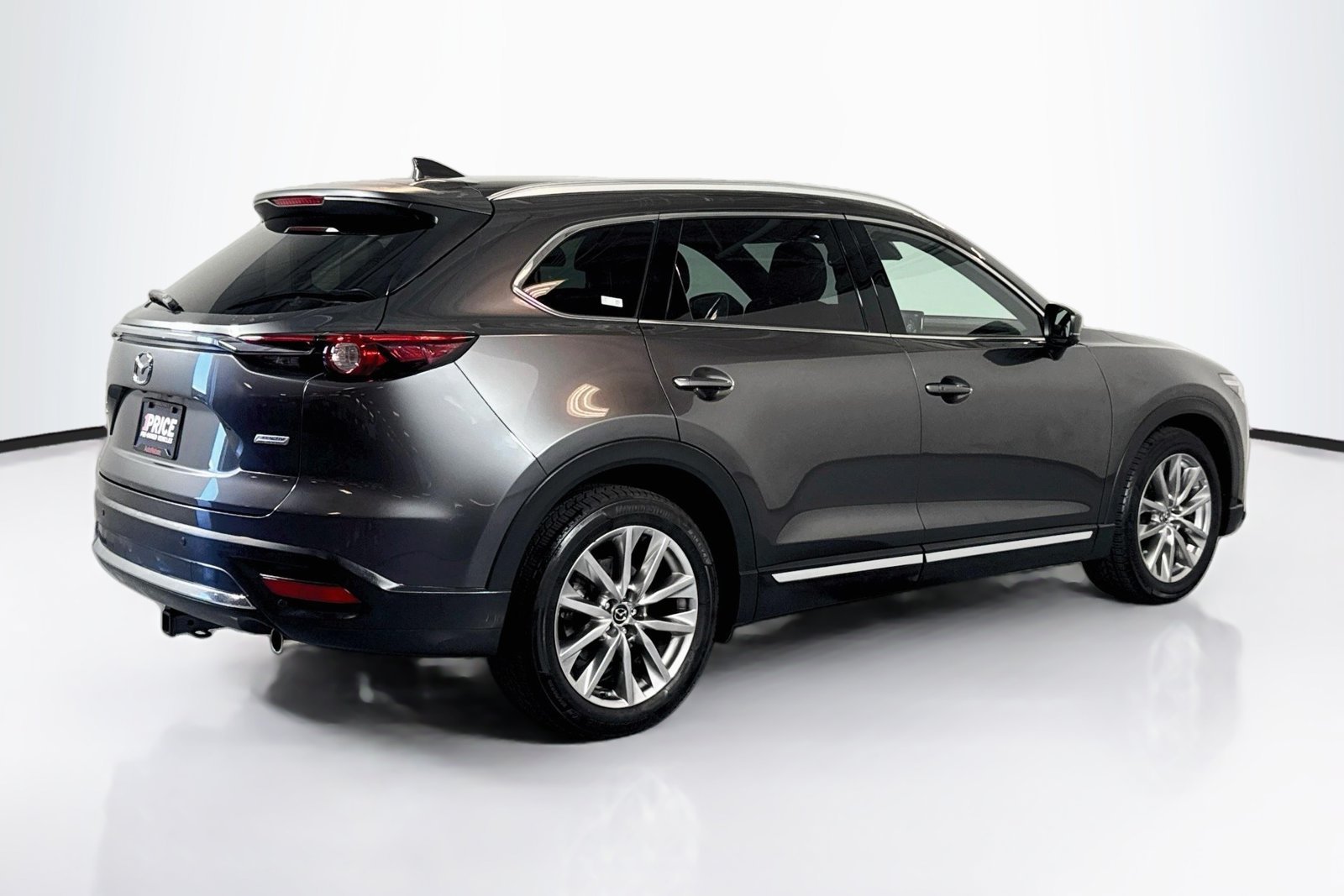 Used 2017 Machine Gray Metallic Mazda Signature image 5