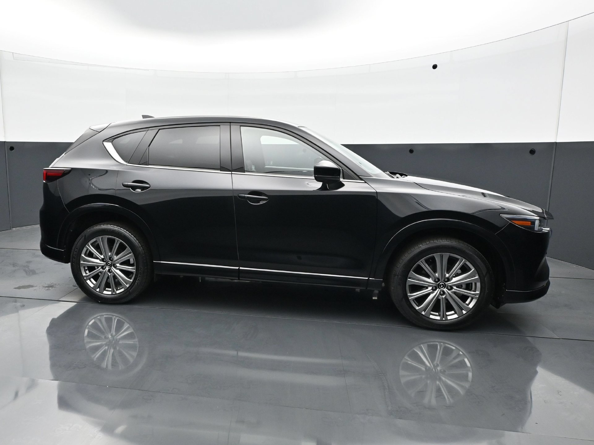 Used 2023 Jet Black Mica Mazda 2.5 Turbo Signature image 9
