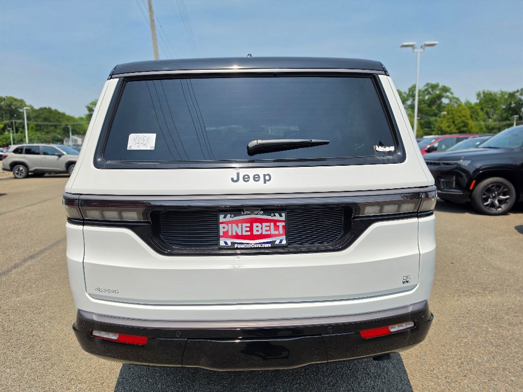 New 2026 White Jeep  image 12