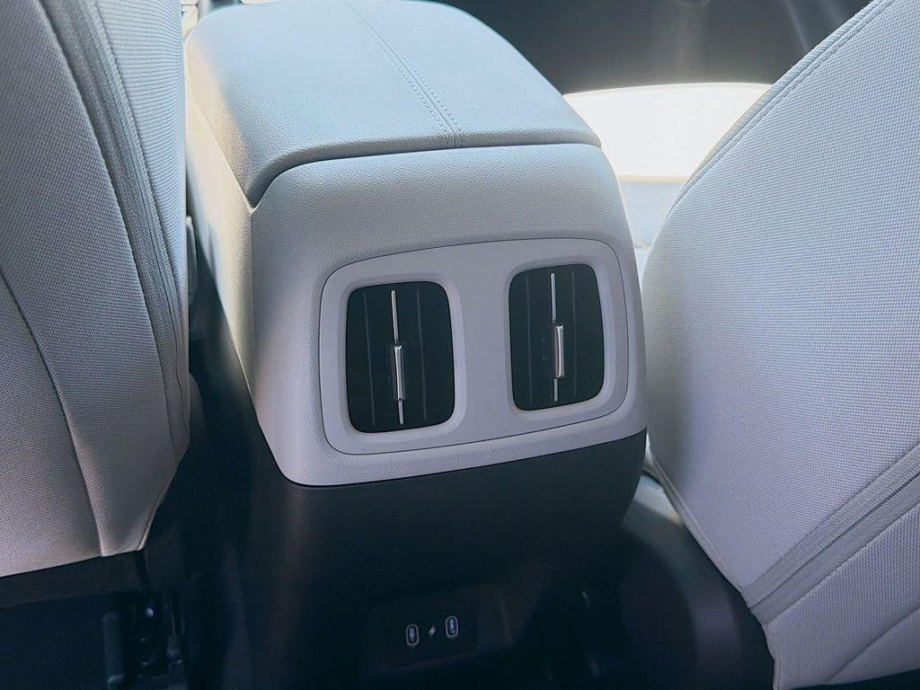 2026 Hyundai Tucson SEL - Photo 17