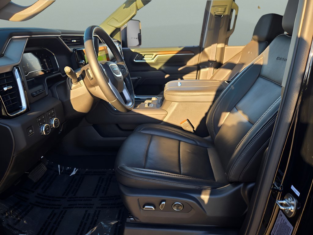 Certified Used 2025 Onyx Black GMC Denali image 22