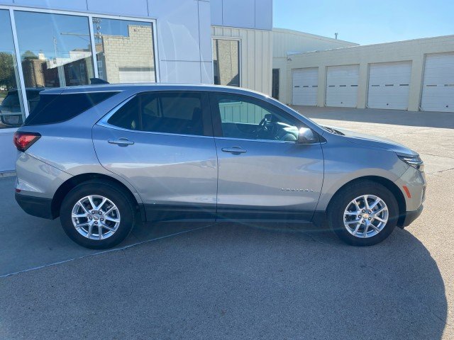Used 2024 Chevrolet Equinox LT with VIN 3GNAXUEG5RL348008 for sale in Kansas City