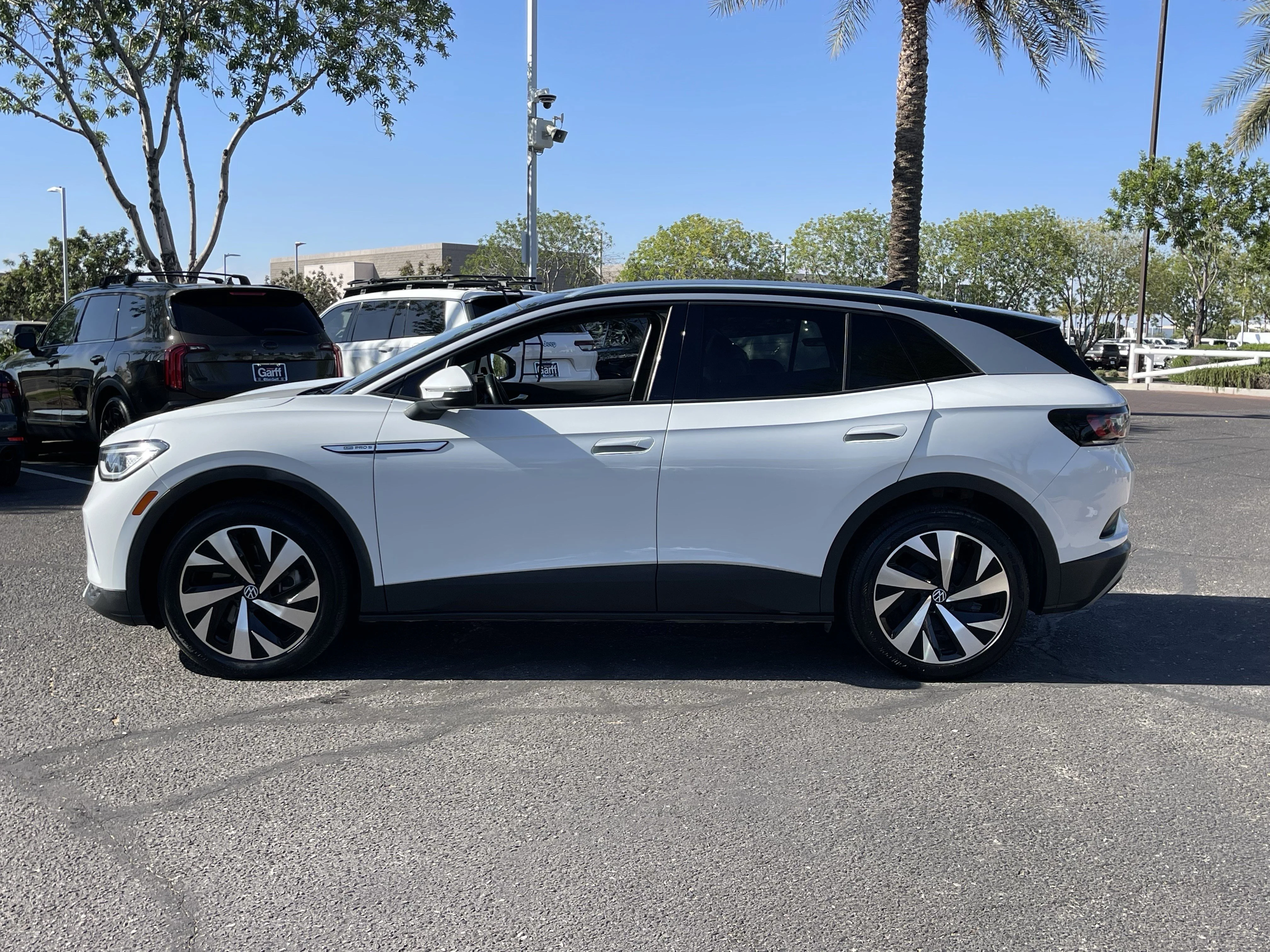 Used 2021 Volkswagen ID.4 PRO S with VIN WVGUNPE20MP066143 for sale in Gilbert, AZ