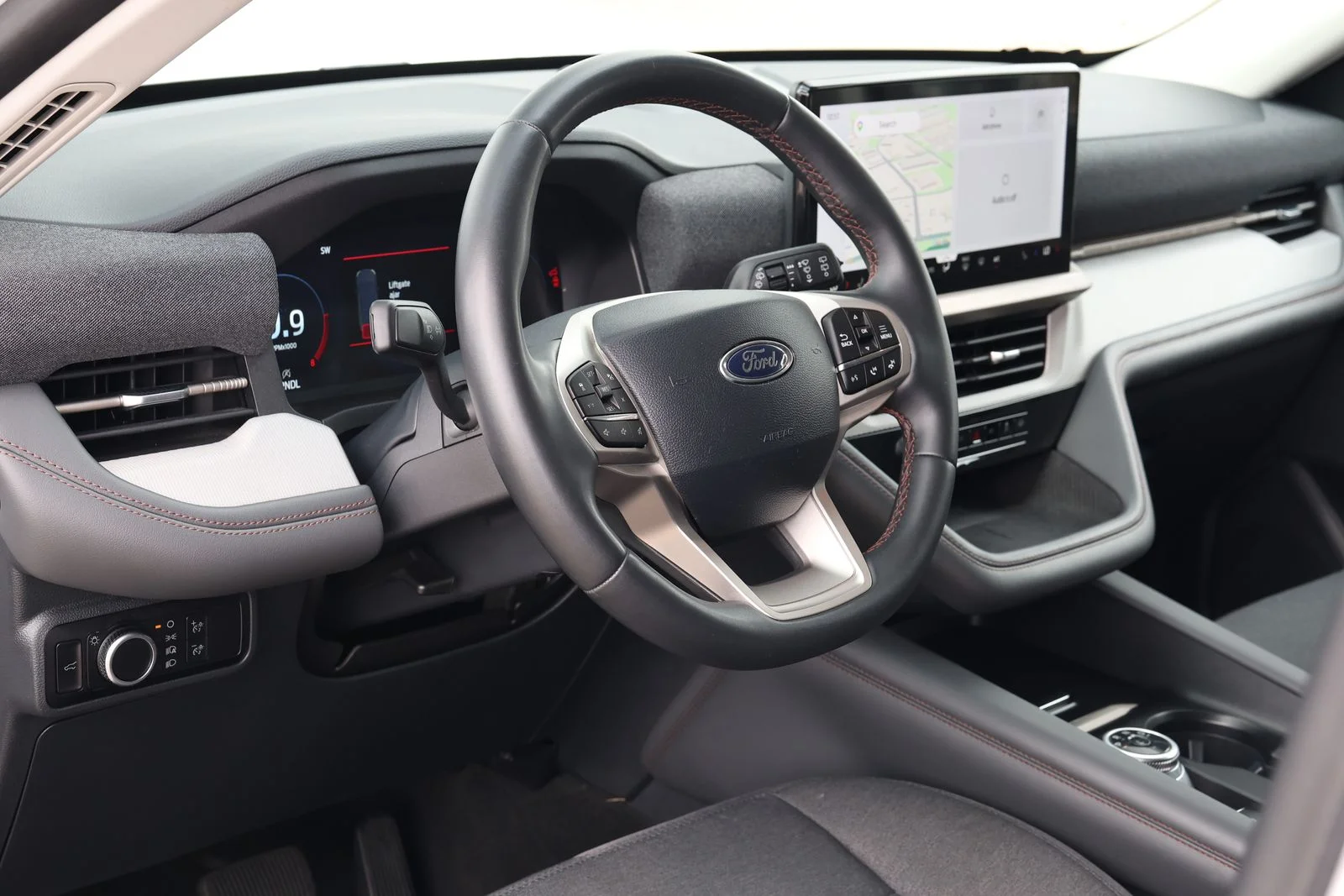 Used 2025 White Ford Active image 14