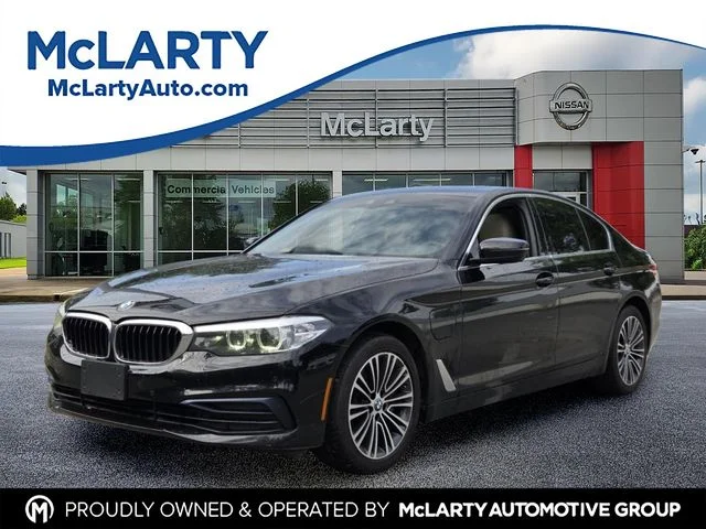 2020 BMW 5 Series 530e iPerformance Sedan's photo