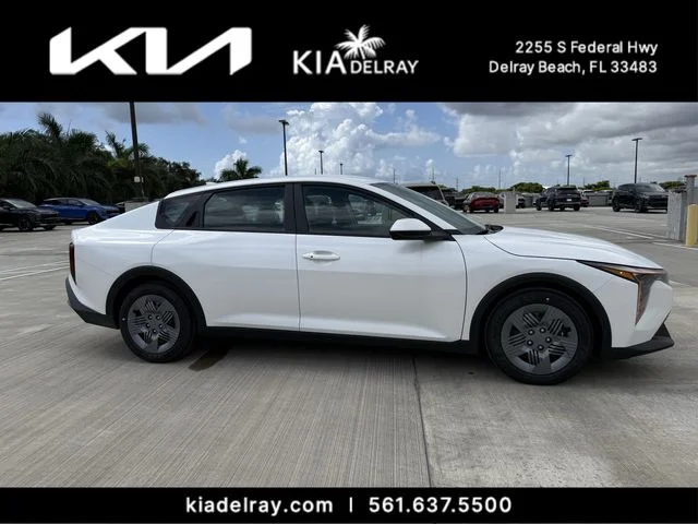2026 Kia K4 LX