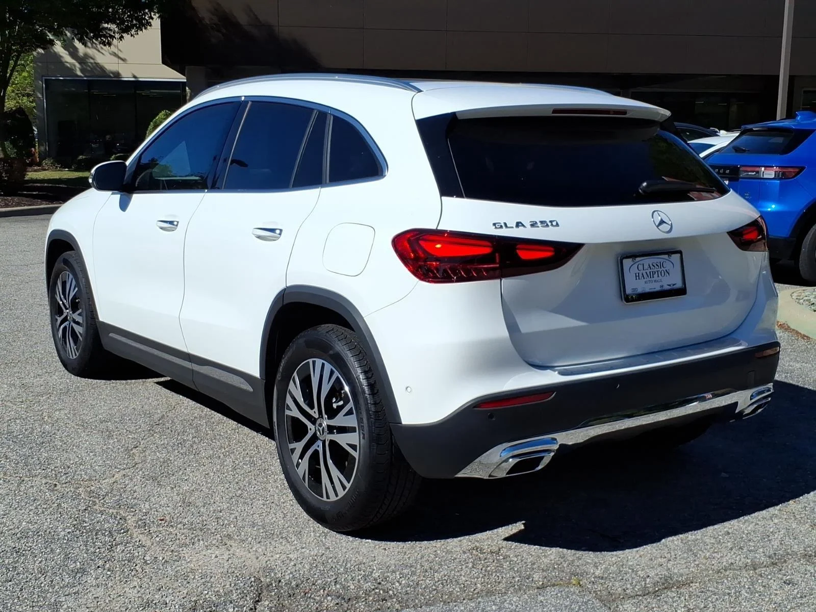 Certified Used 2026 Polar White Mercedes-Benz GLA 250 image 10