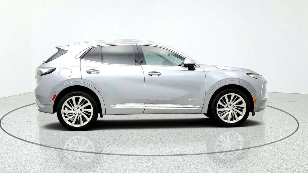 Used 2024 Moonstone Gray Metallic Buick AWD 4dr Avenir image 4