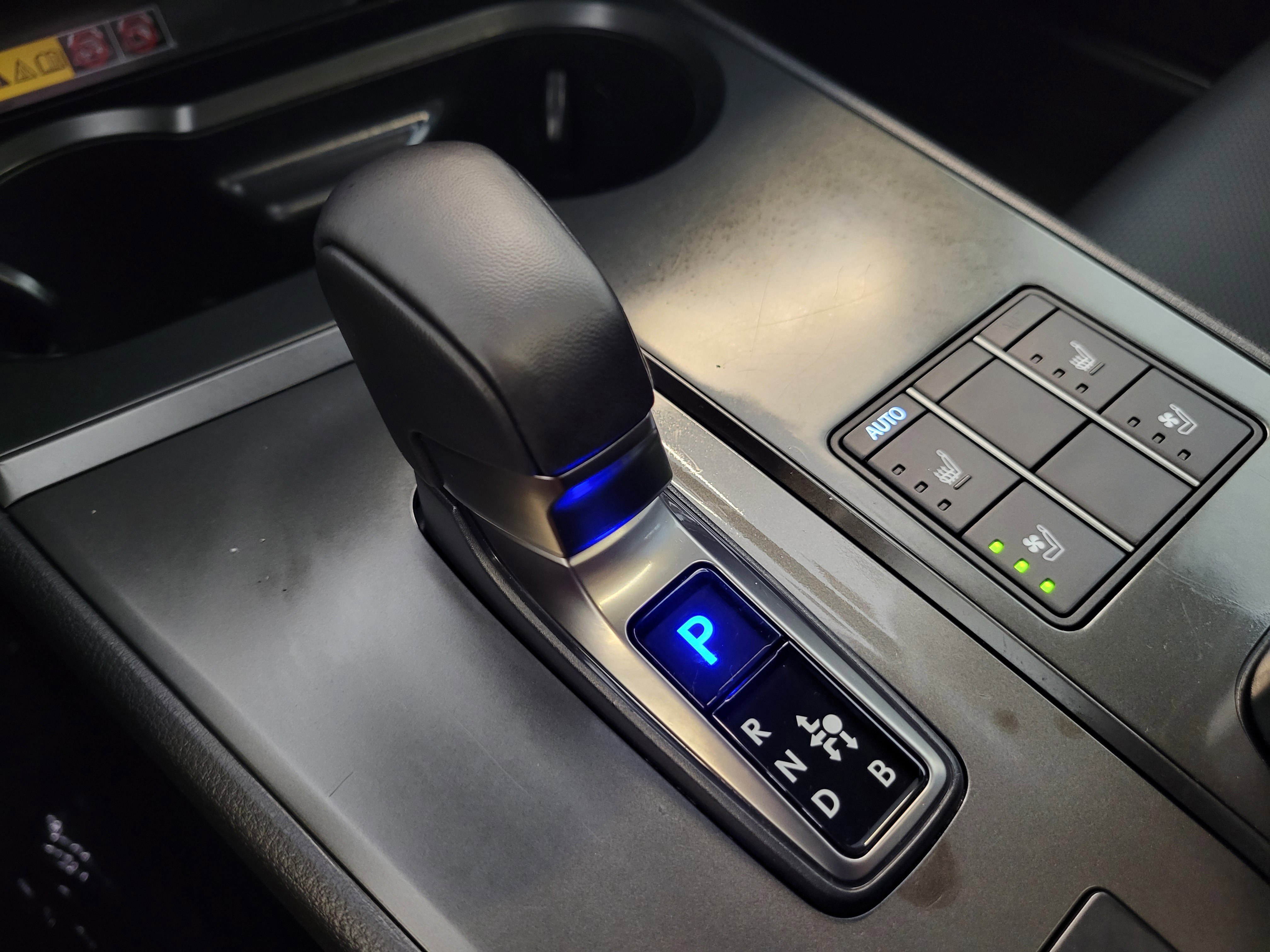 Certified Used 2025 Ultra White Lexus UX 300h F SPORT Design image 33