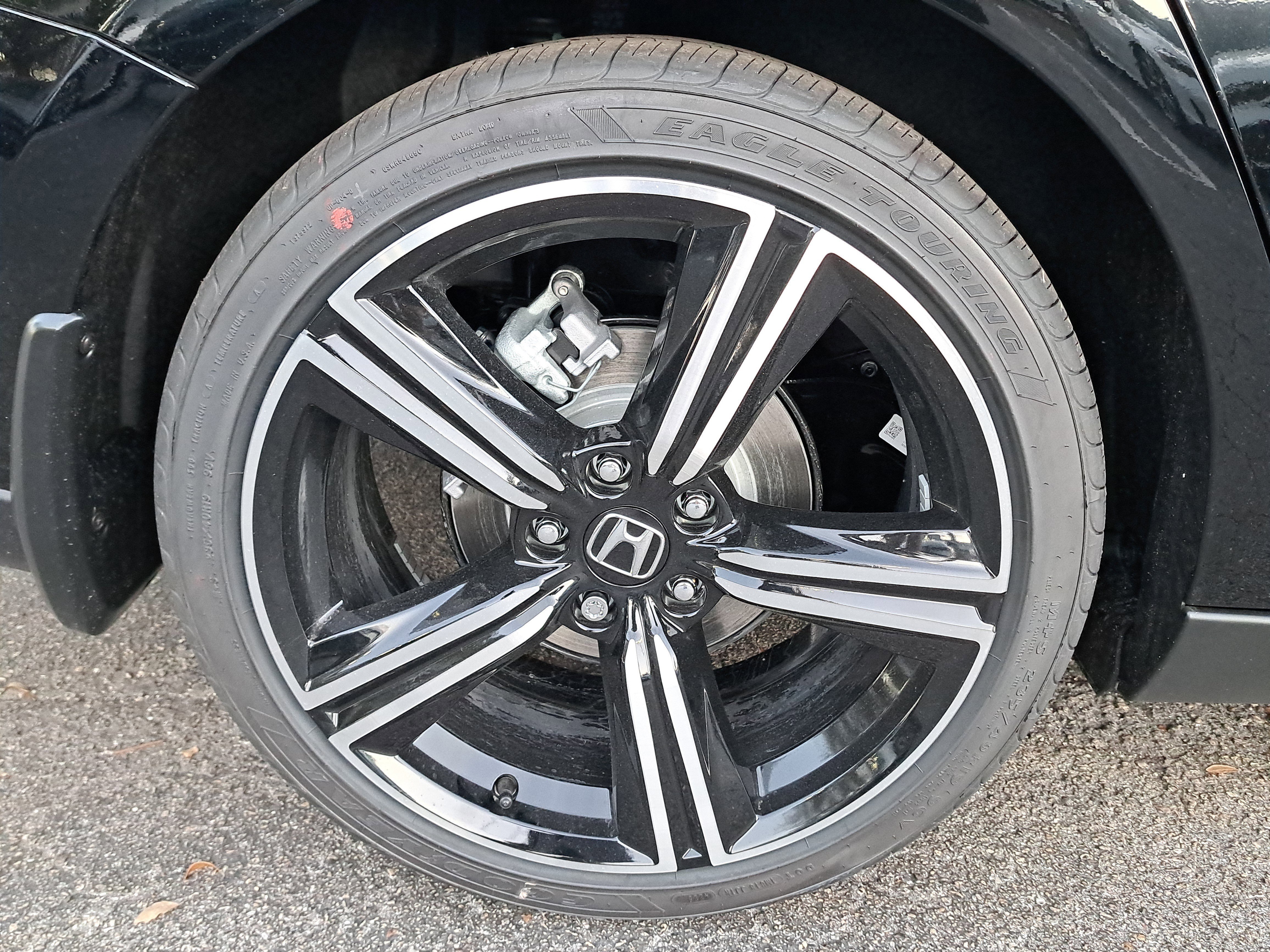 New 2026 Crystal Black Pearl Honda SE image 7