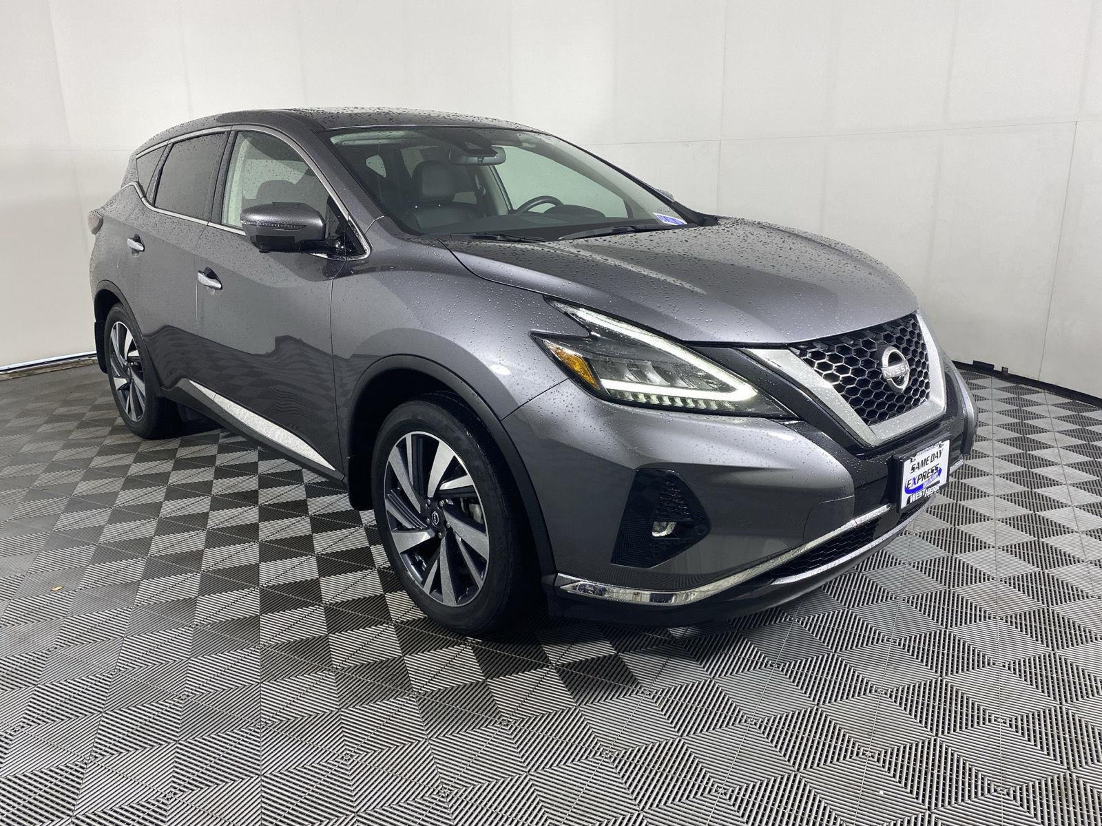 Used 2023 Gun Metallic Nissan SL image 11