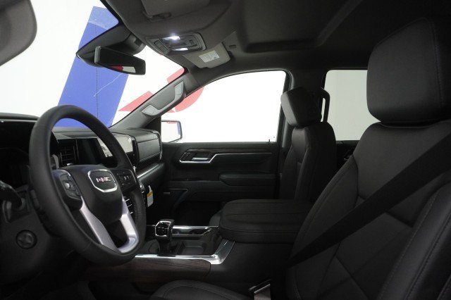 2026 GMC Sierra 1500 SLT - Photo 20